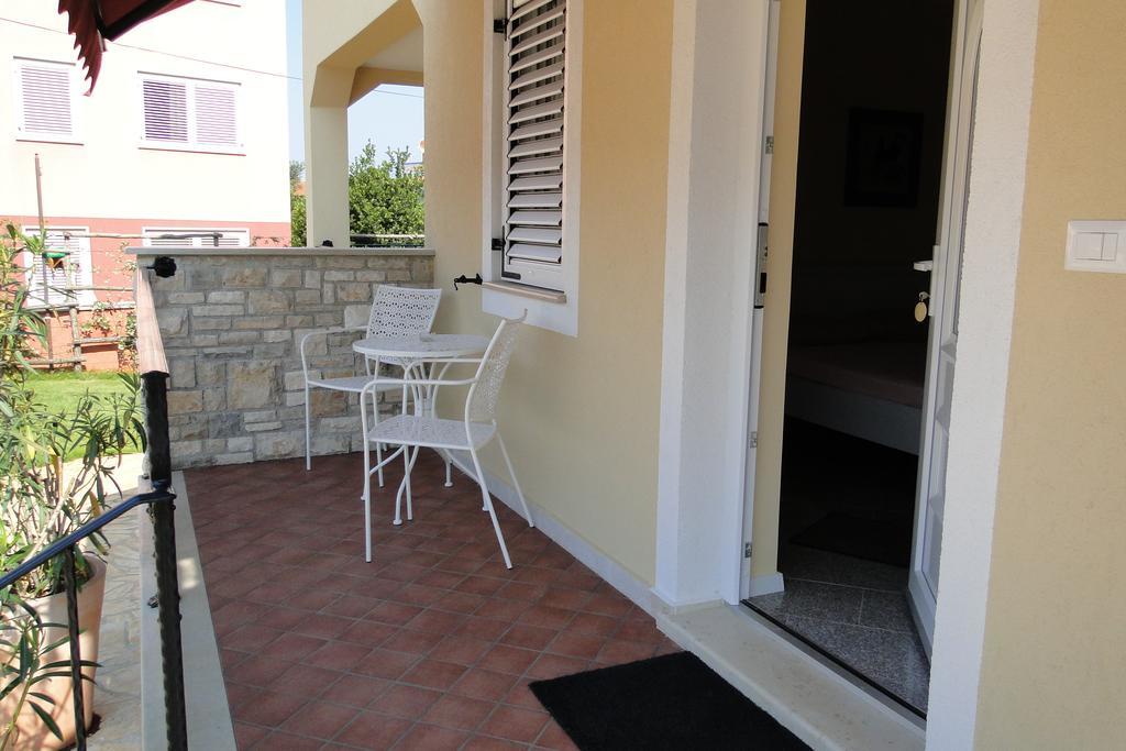 Apartments Villa Ela 우마그 외부 사진