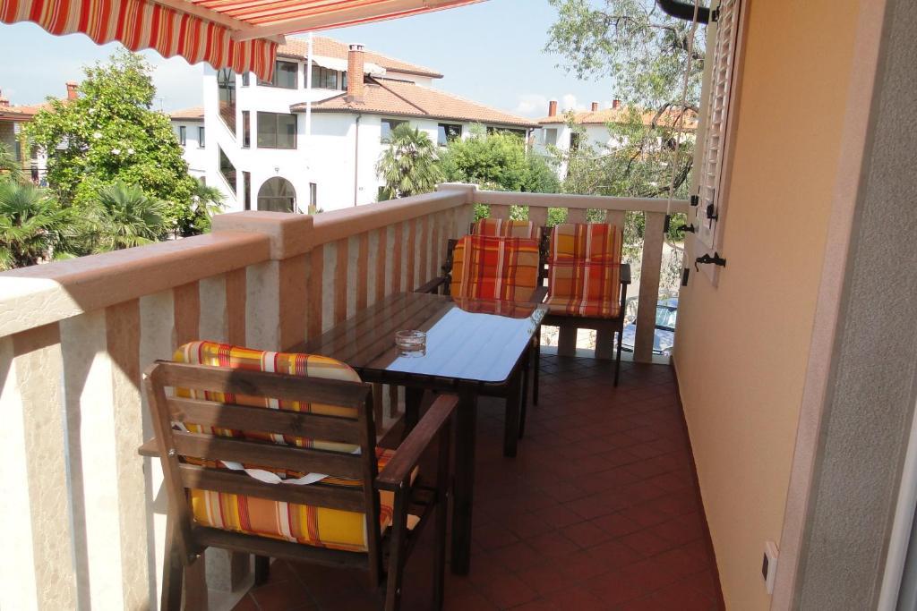 Apartments Villa Ela 우마그 객실 사진