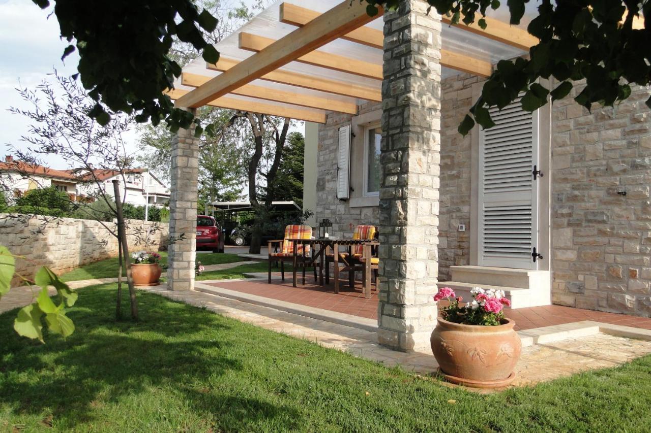 Apartments Villa Ela 우마그 외부 사진